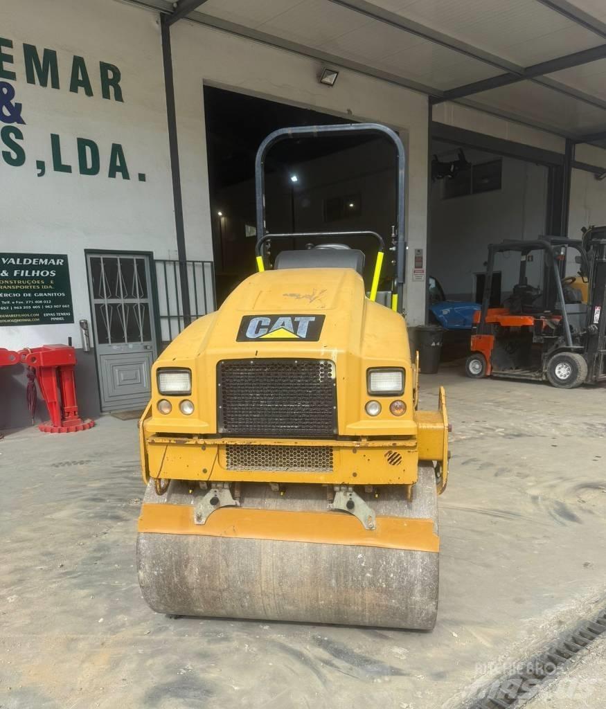 CAT CB 24 B, CB24 Tandem Valser