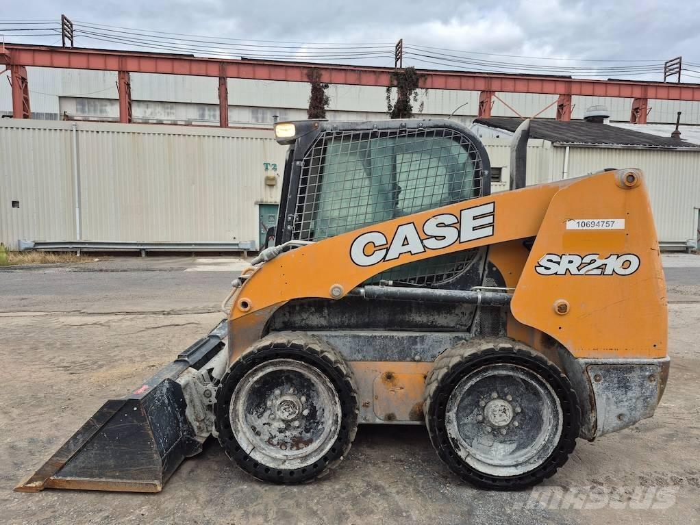 CASE SR120 Kompaktlastere