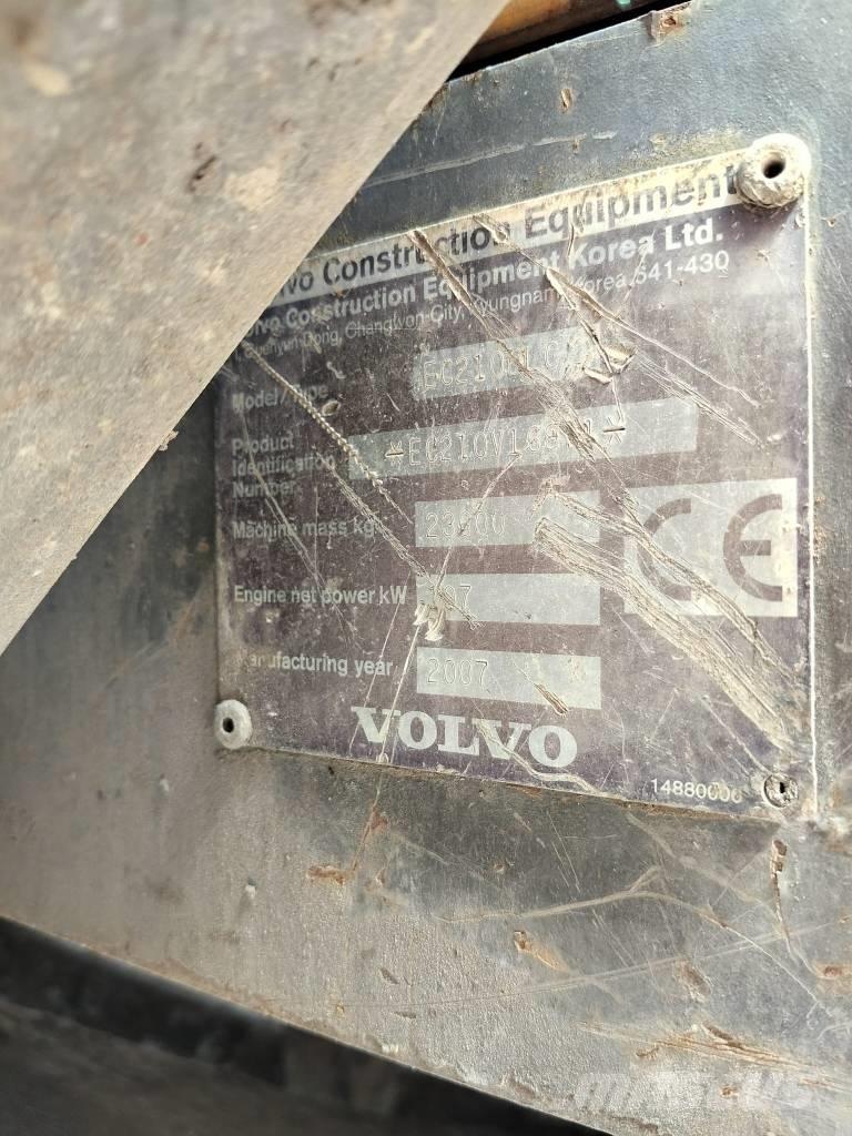 Volvo EC 210 B LC Beltegraver