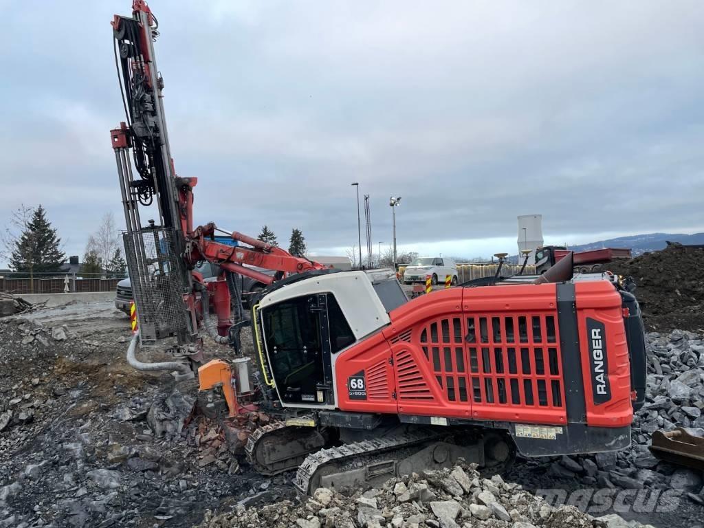 Sandvik DX800i Borerigger