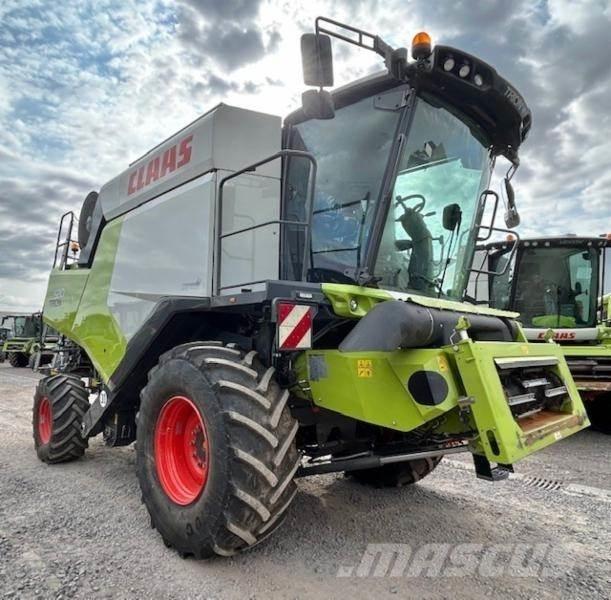 CLAAS TRION 520 Skurtreskere