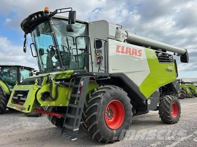 CLAAS TRION 520 Skurtreskere