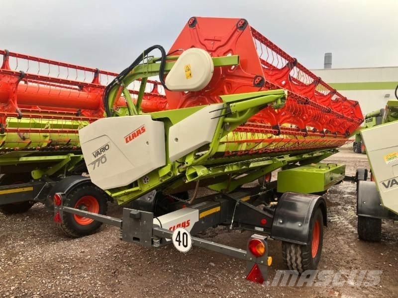 CLAAS TRION 520 Skurtreskere