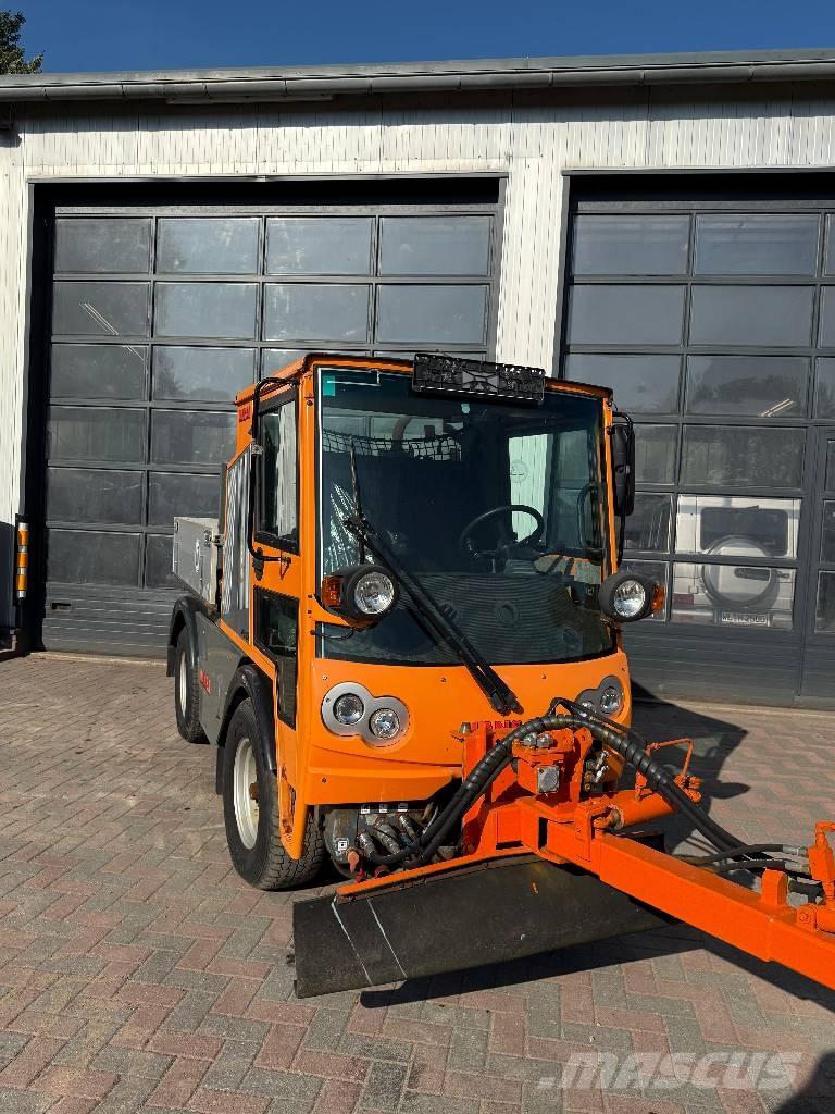 Hansa APZ 1003 MPV/redskapsbærer