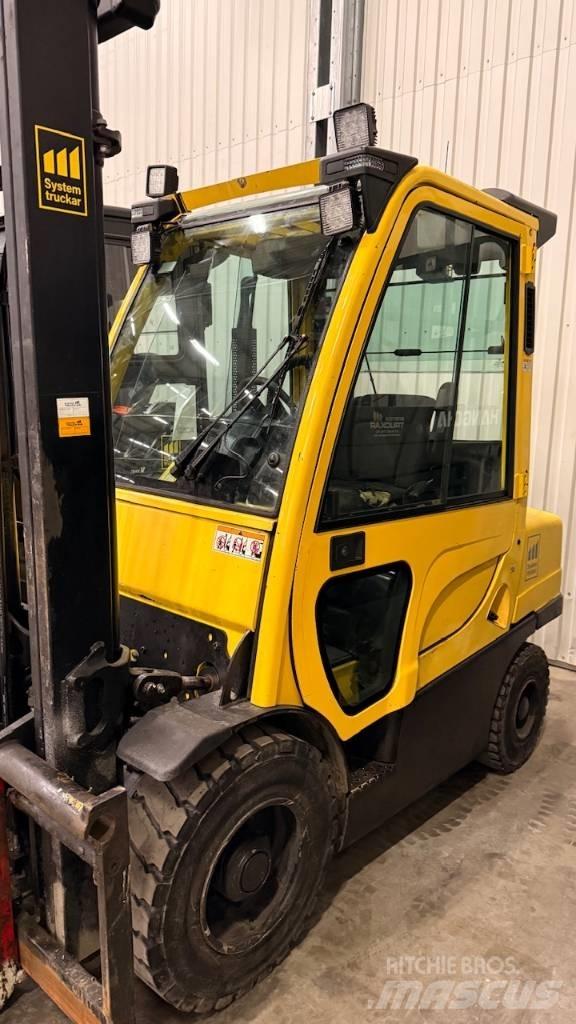 Hyster H3.0FT Diesel Trucker