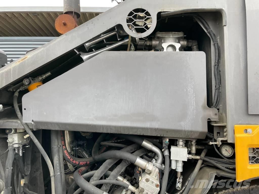 Volvo P6870 ABG Asfaltutleggere