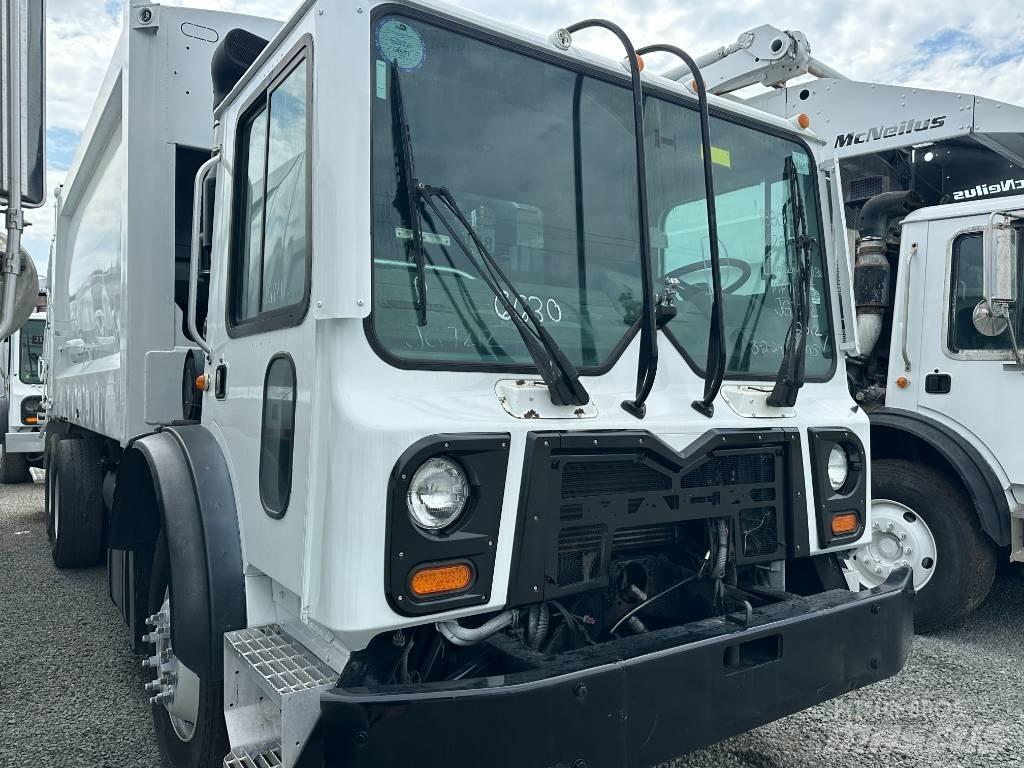 Mack MRU 633 Renovasjonsbil