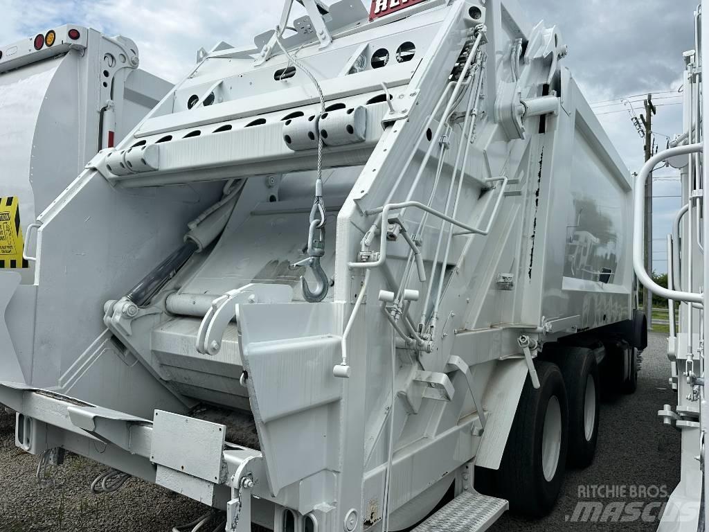 Mack MRU 633 Renovasjonsbil
