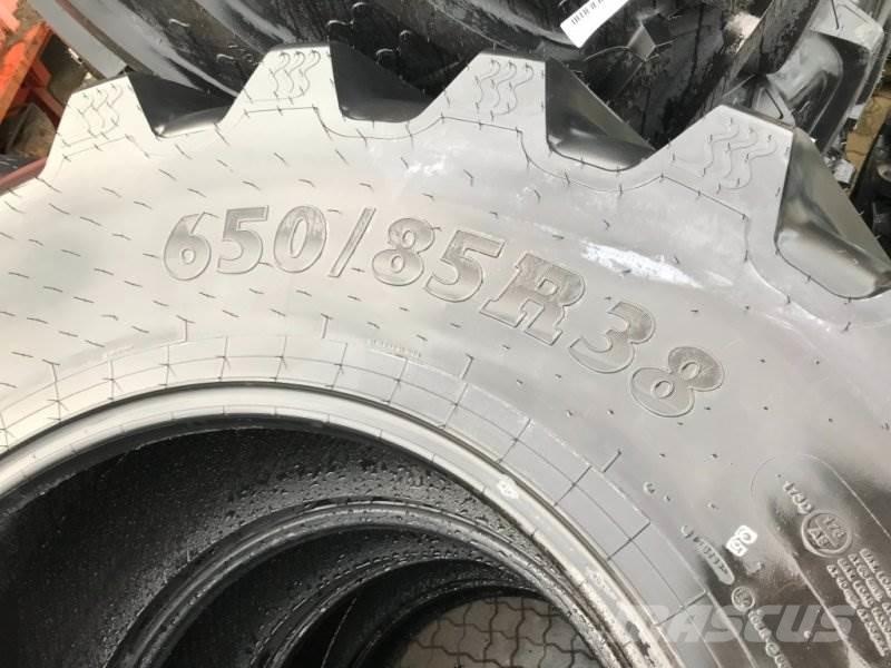 BKT 650/85R38 Dekk, hjul og felger