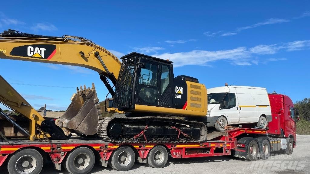 CAT 320E Beltegraver
