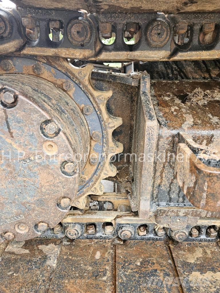 Hitachi ZX 135 US-7 Beltegraver