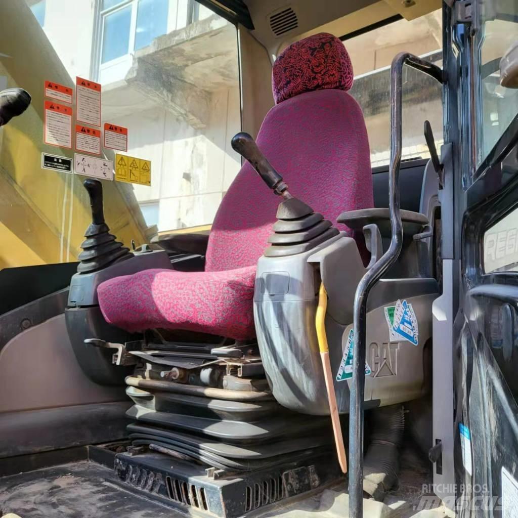 CAT 329 D Beltegraver