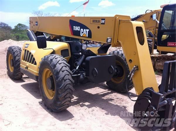CAT TL943 (M51936) Teleskoplastere