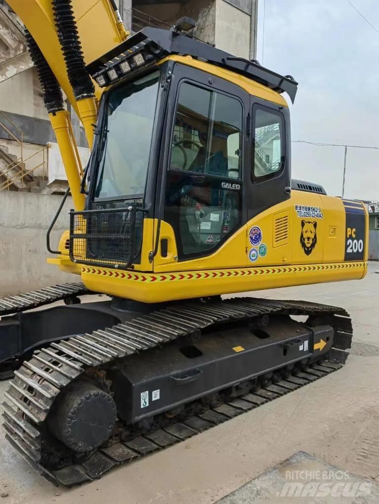 Komatsu PC 200-7L Beltegraver