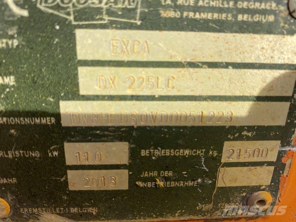 Doosan DX 225 LC Beltegraver