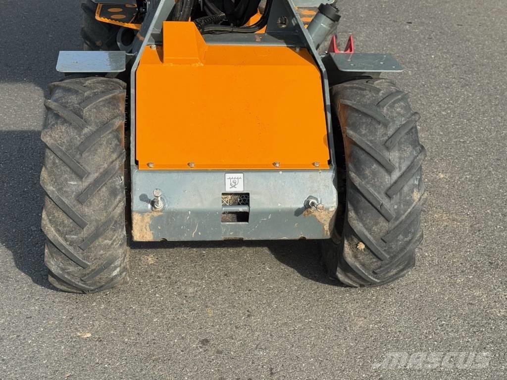 GiANT G 1200 Hjullastere