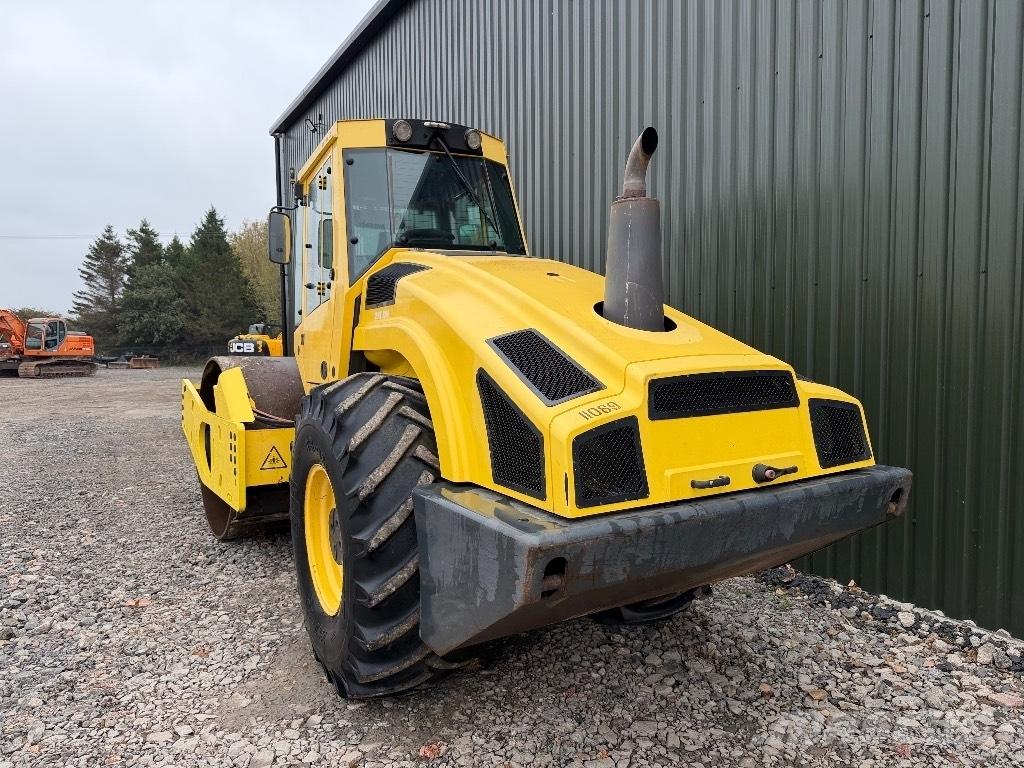 Bomag BW 213 D H-4 Valsetog