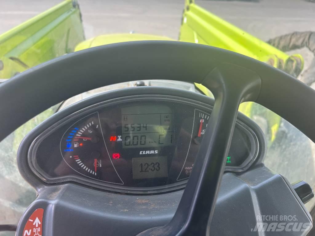 CLAAS Arion 440 Traktorer