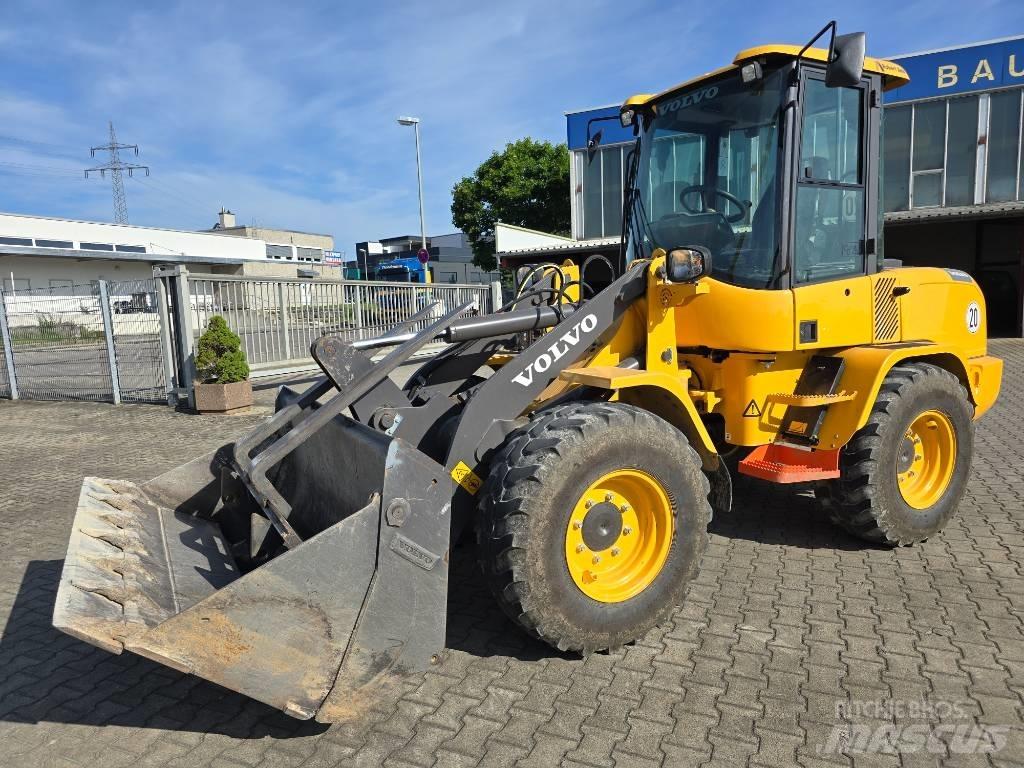 Volvo L 30 G Hjullastere