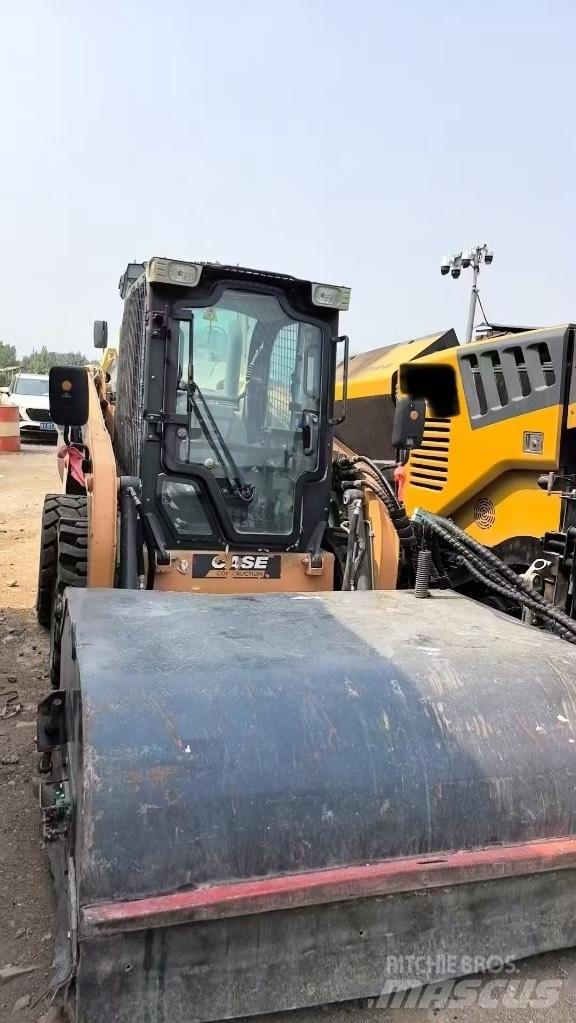 CASE SR 130 Kompaktlastere