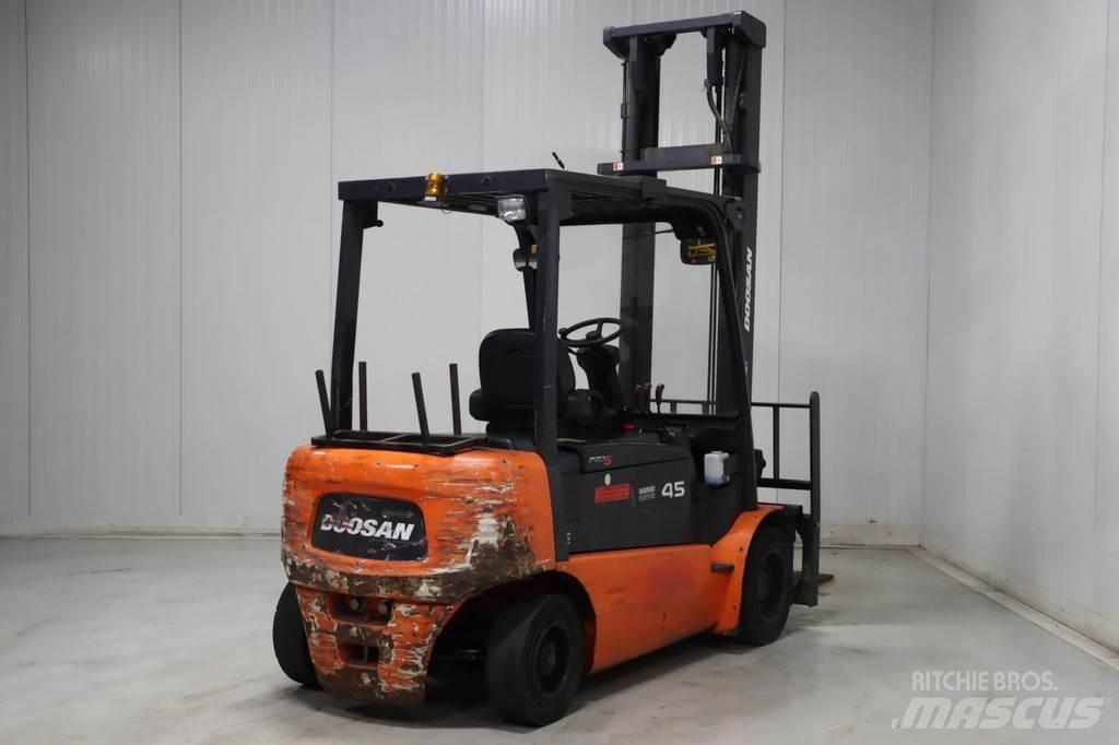 Doosan B45X-5 Elektriske trucker