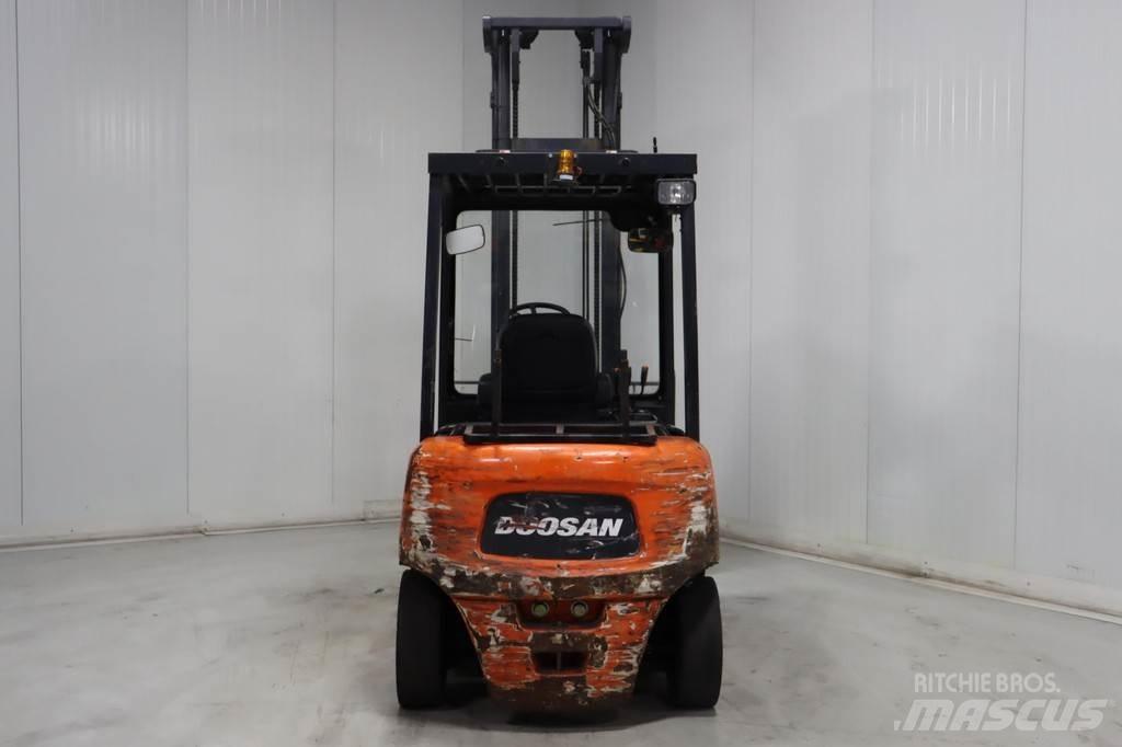 Doosan B45X-5 Elektriske trucker