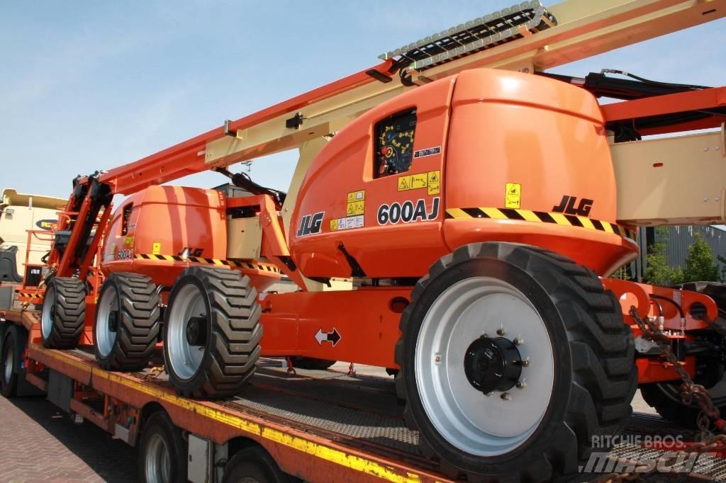 JLG 600 AJ Leddede bomlifter