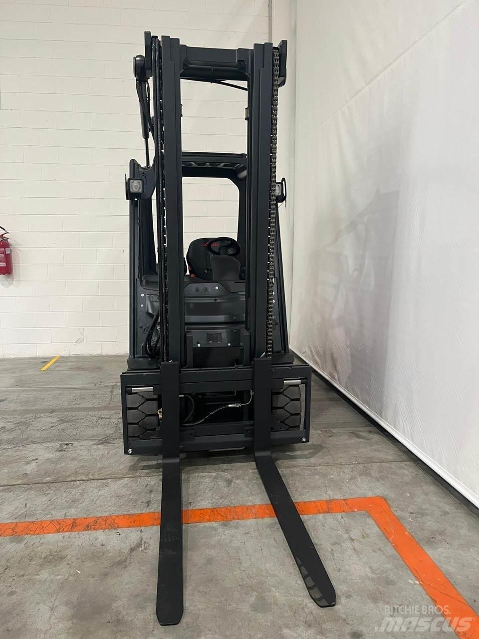 Linde E30-01 Elektriske trucker