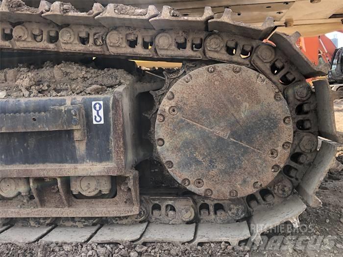Komatsu PC450-8 Beltegraver