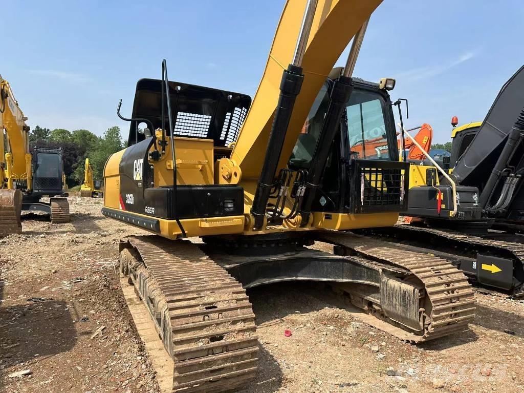 CAT 326 Beltegraver