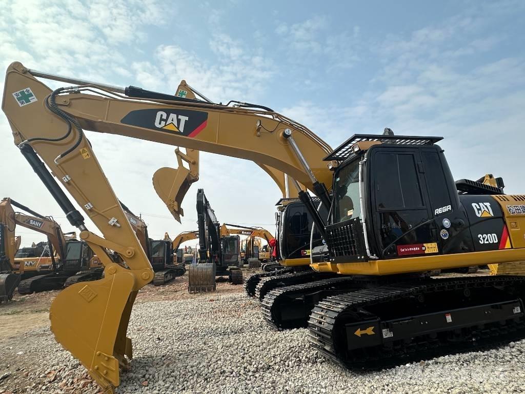 CAT 320 D Beltegraver