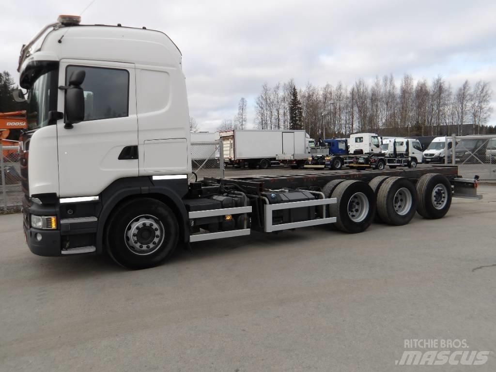 Scania R730 8x4 Chassis