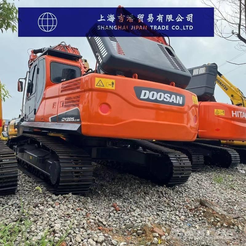 Doosan DX 225 Beltegraver