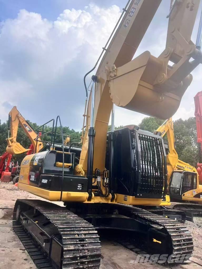 CAT 320 D2L Beltegraver