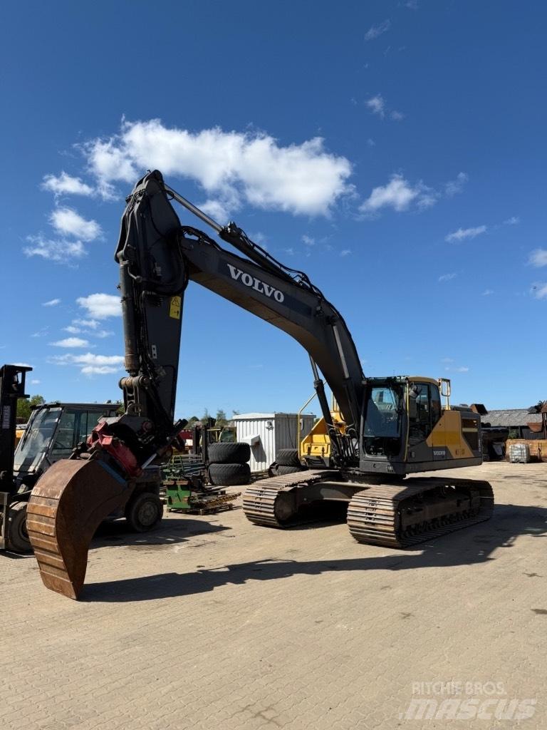 Volvo EC 300 EL Beltegraver
