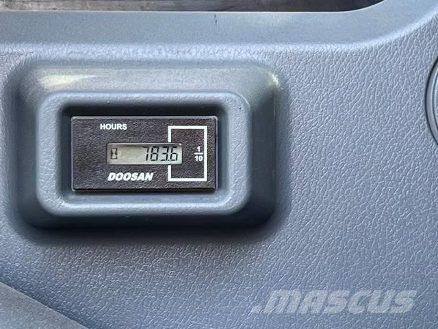 Doosan DX 140 LC-7 Beltegraver