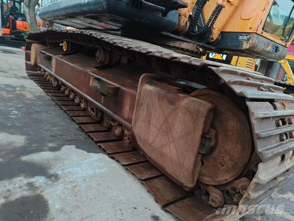 Hyundai R220LC-9S Beltegraver