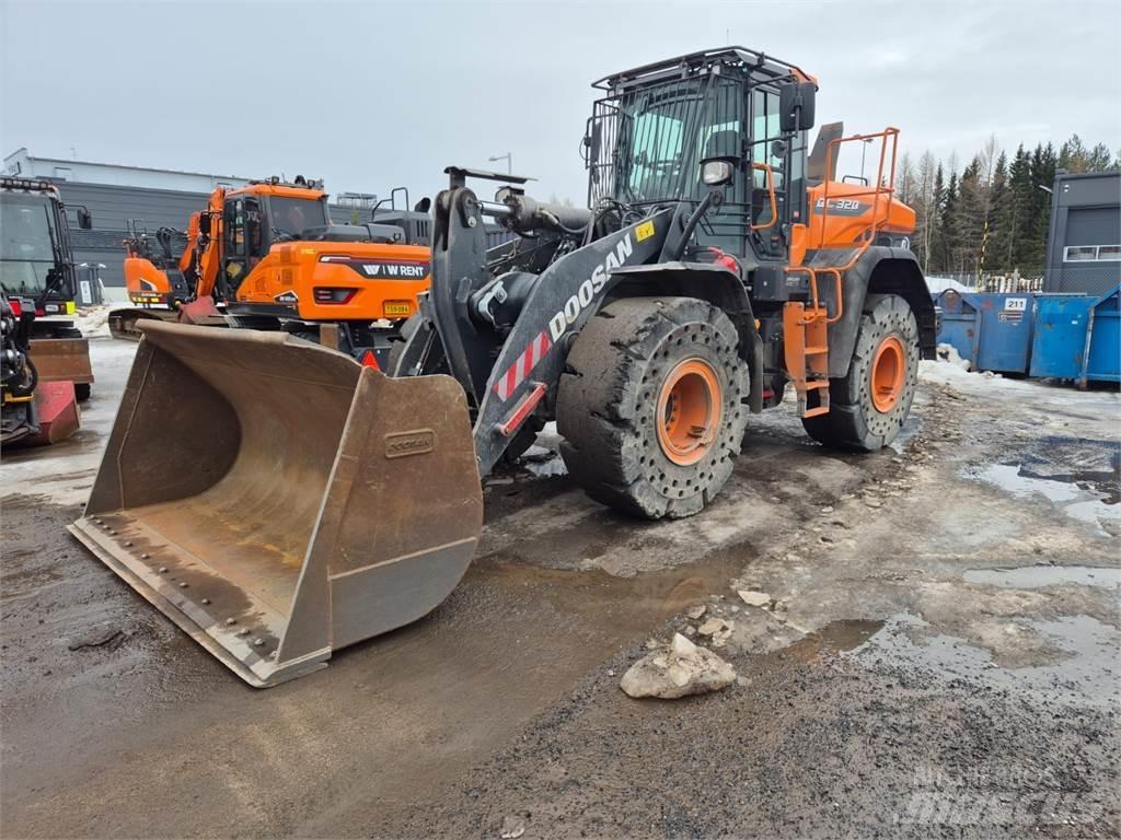 Develon DL320-7 Hjullastere