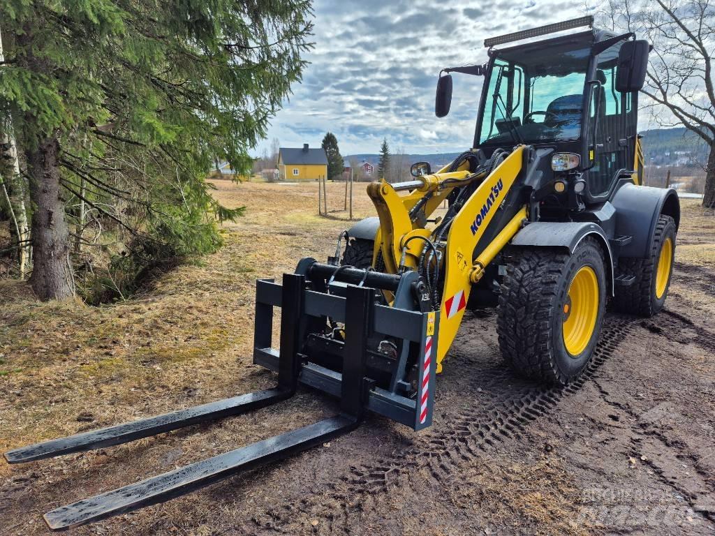 Komatsu WA 100 M Hjullastere