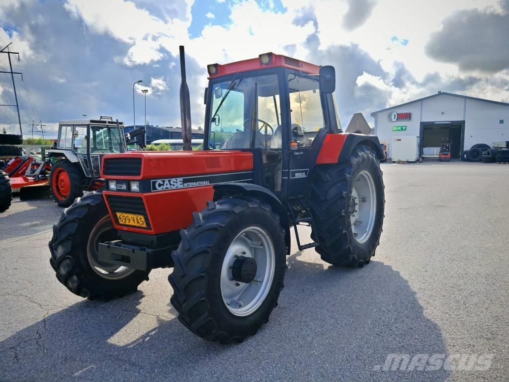 Case IH 1056 XL Traktorer