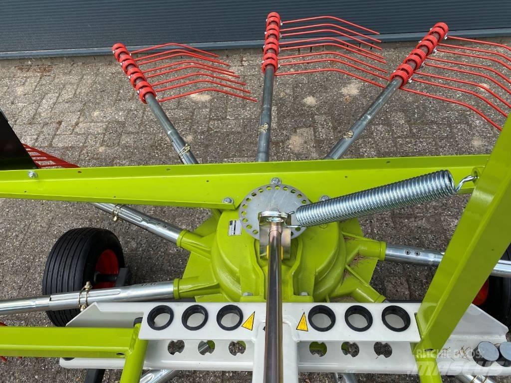 CLAAS liner 370 Svanser