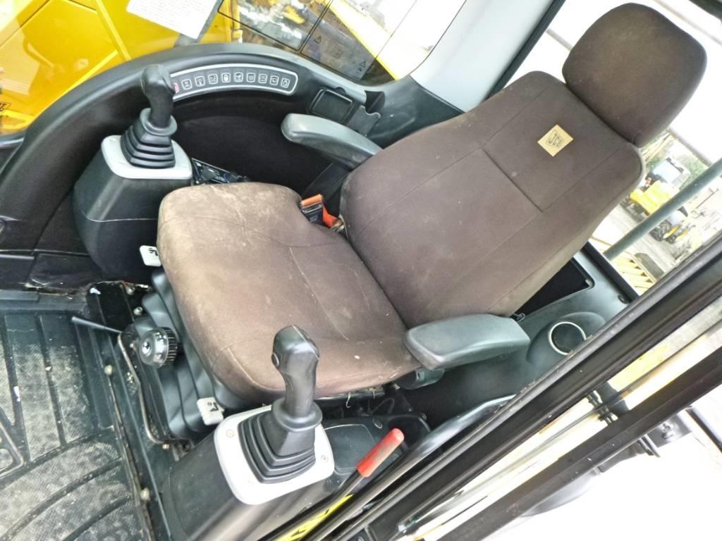 JCB JS 130 LC Beltegraver