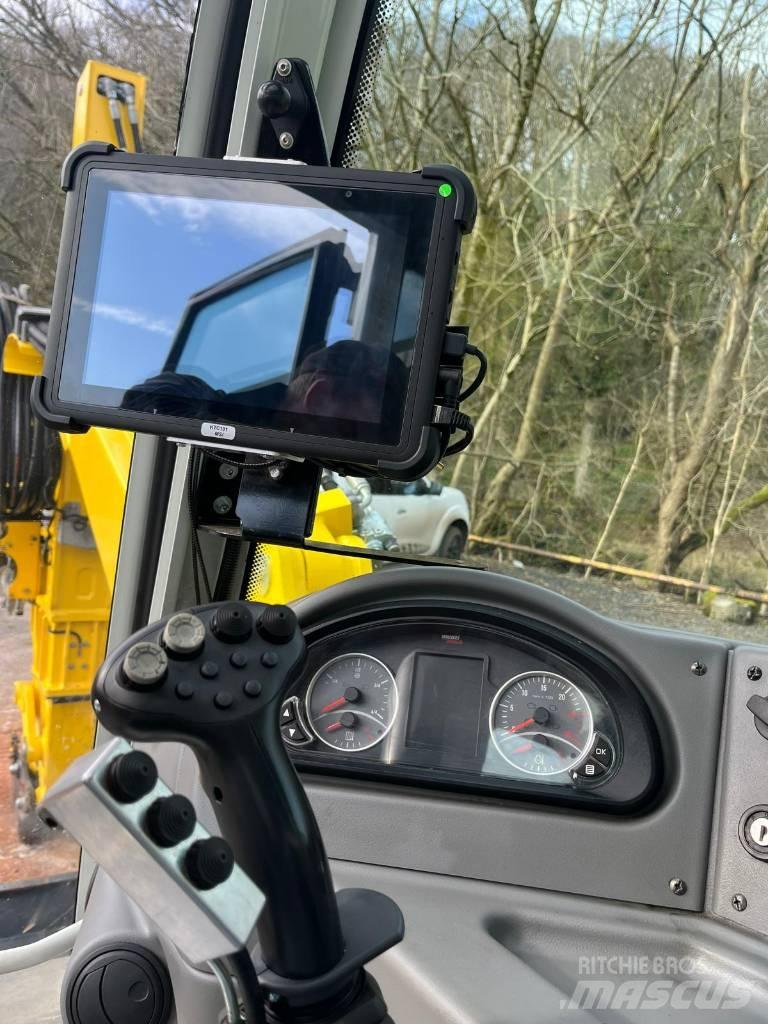 Menzi Muck M515 Spesialtilpassede gravemaskiner