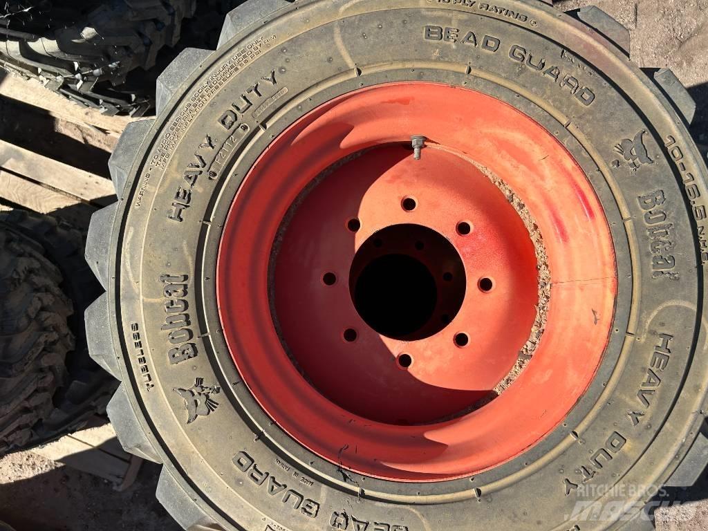 Bobcat 10x16.5 Tires Dekk, hjul og felger