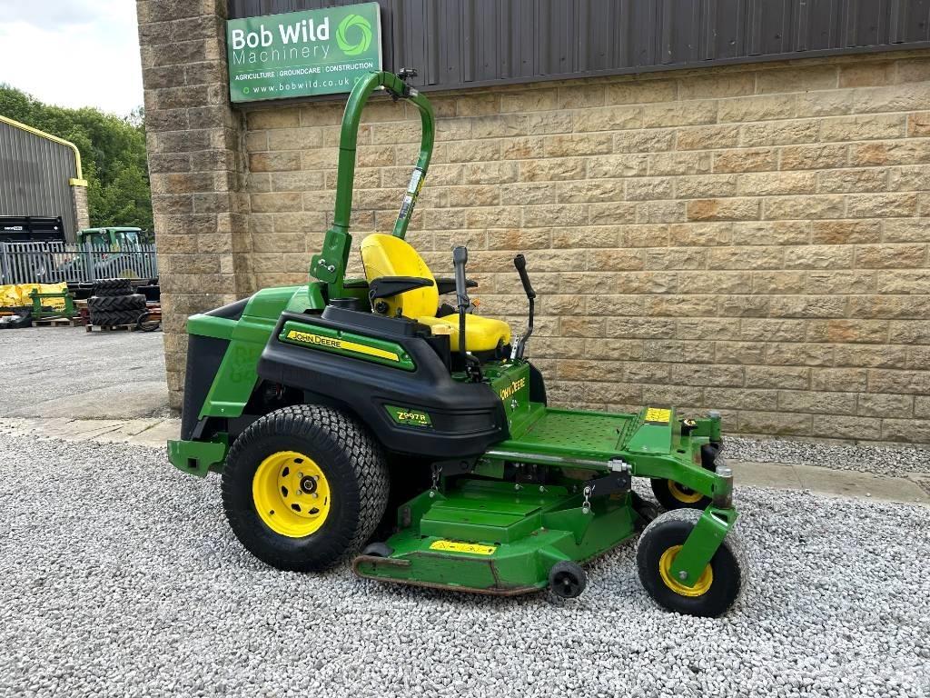 John Deere 997 Spakstyrte gressklippere