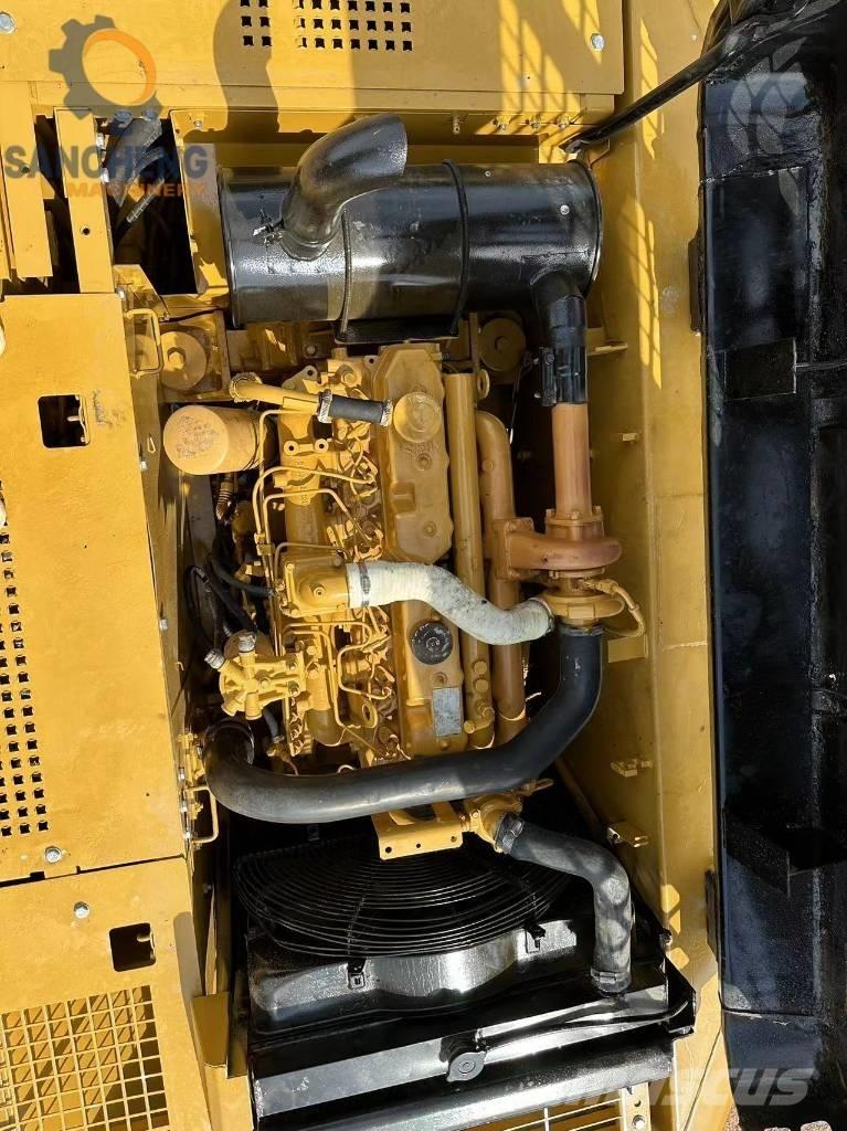 CAT 320 B Beltegraver