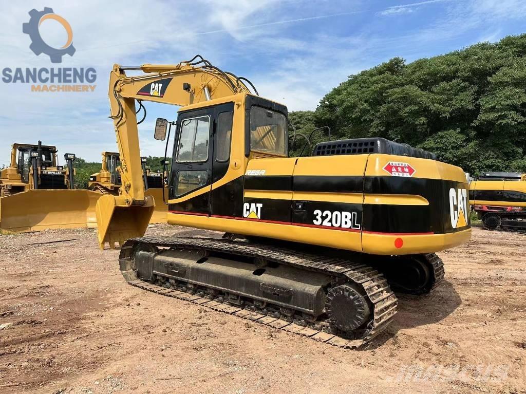 CAT 320 B Beltegraver