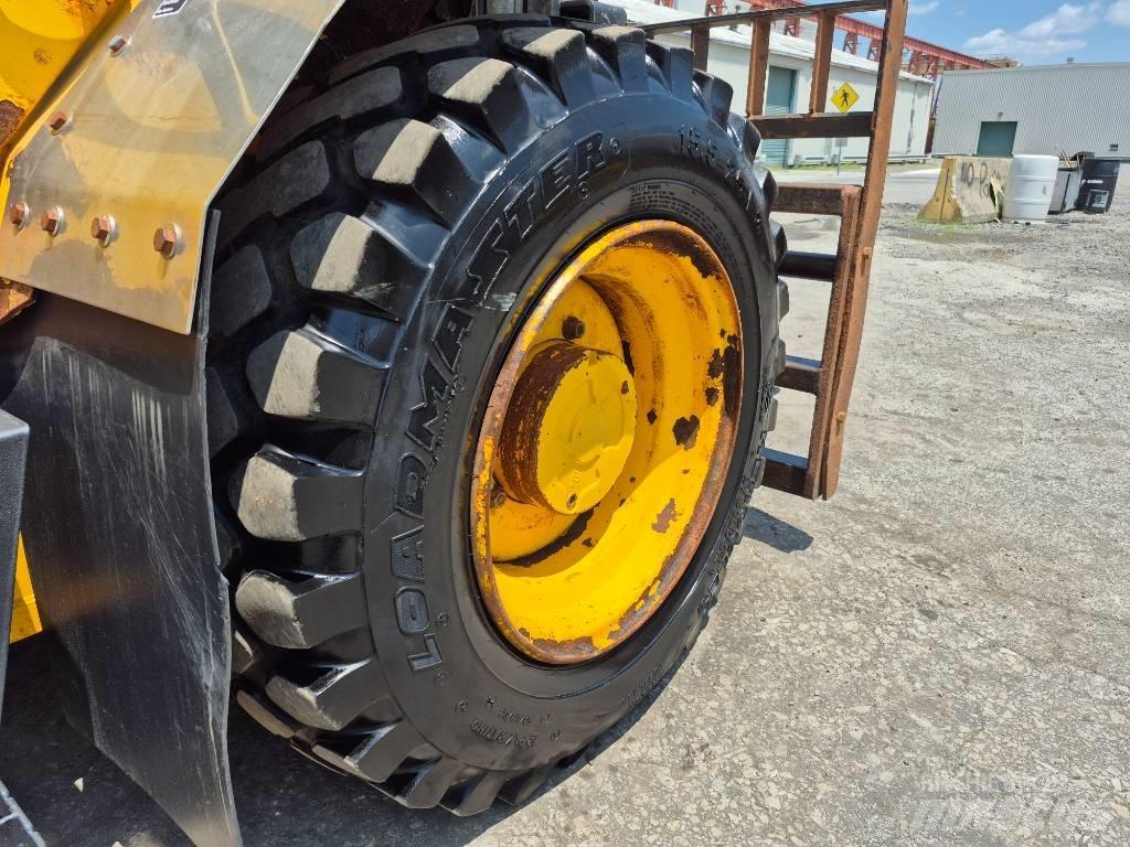 Sellick S80 Terrenggående gaffeltruck