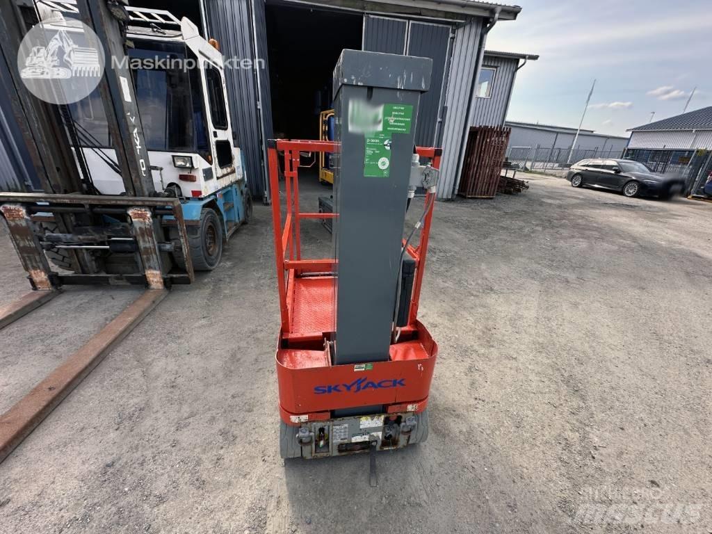 SkyJack SJ 12 Personløftere