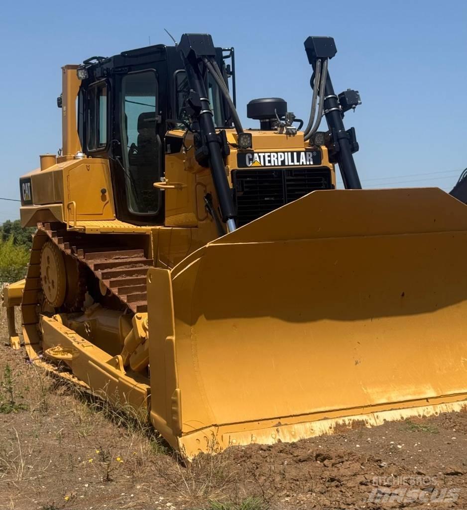 CAT D 6 T XL Dozere Beltegående